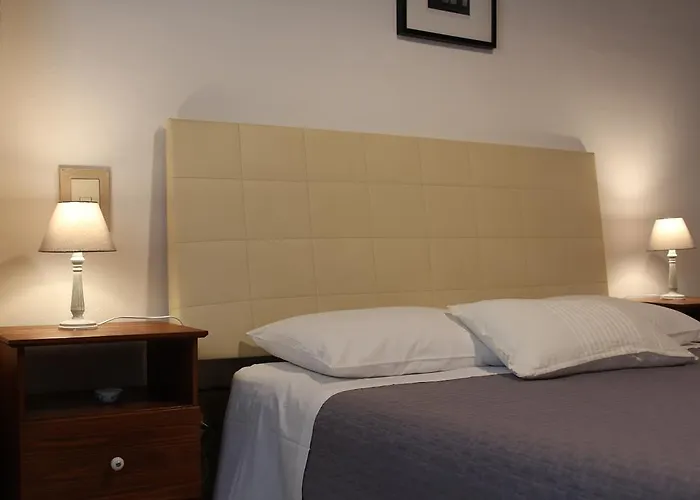 Bed & Tower Pisa