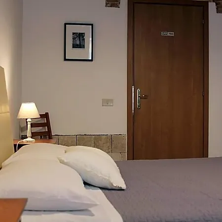 Bed & Tower 3* Pisa