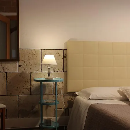 Bed & Tower 3* Pisa