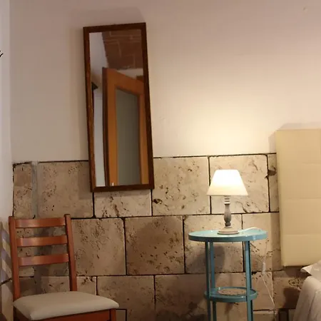 Bed & Tower Bed & Breakfast Pisa