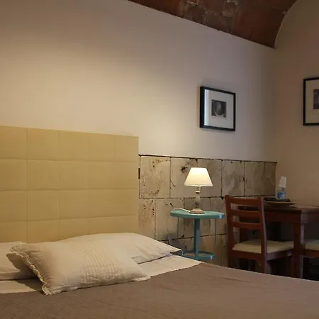 Bed & Tower Bed & Breakfast