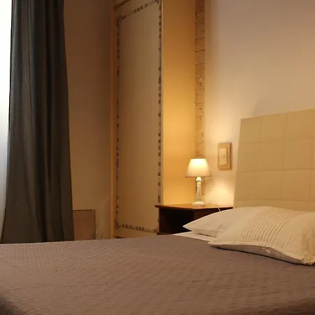 Bed & Tower Bed & Breakfast 3*