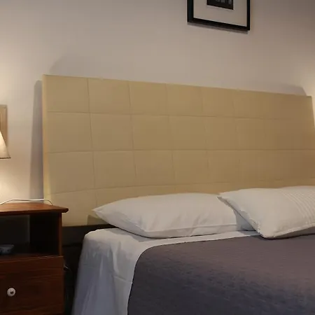 Bed & Tower Pisa