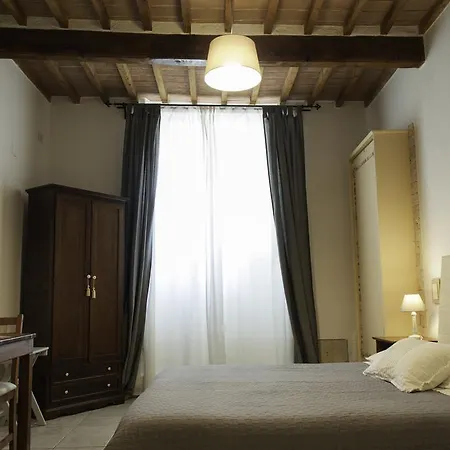 Bed & Tower Bed & Breakfast