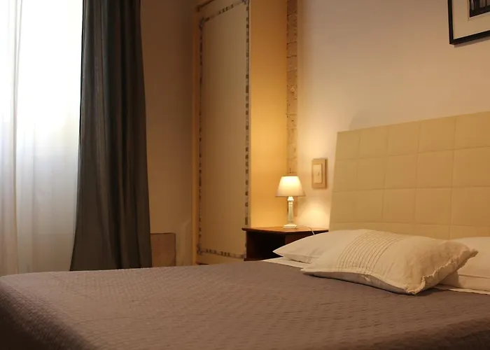 Bed & Tower Bed & Breakfast 3*