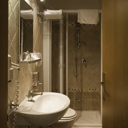 فندق مبيت وإفطار Bed & Tower 3*