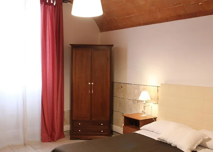 Bed & Tower Pise